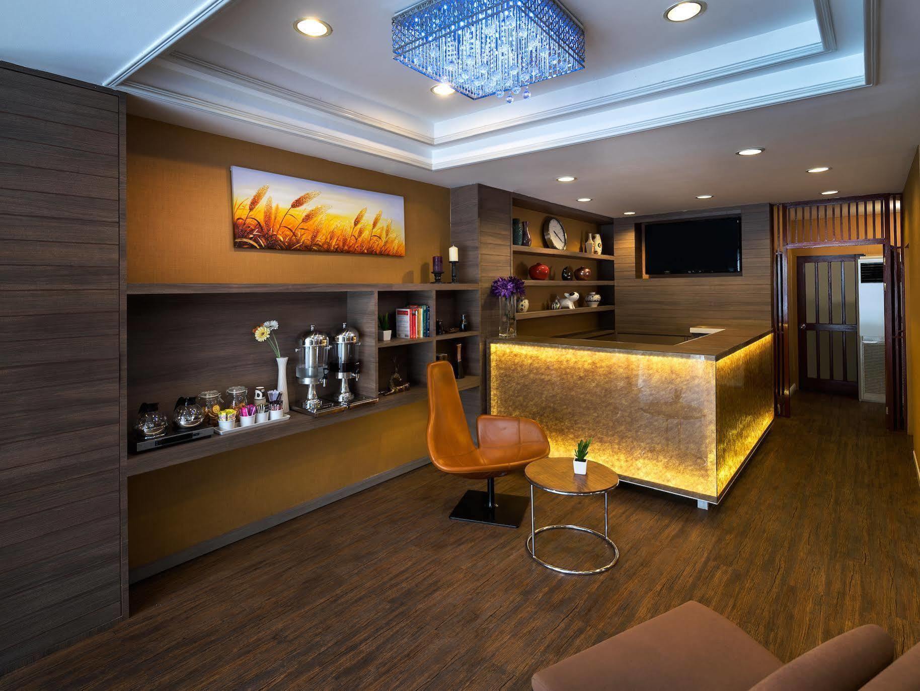 Ton Aor Place Hotel Bangkok Buitenkant foto