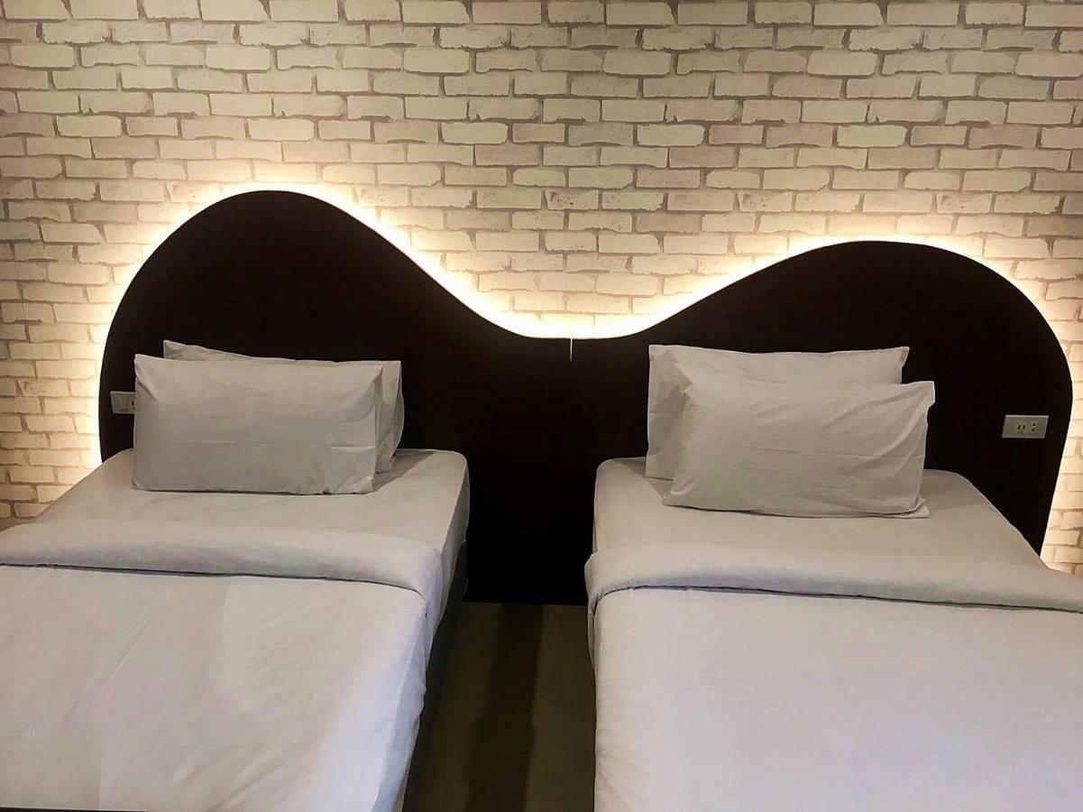 Ton Aor Place Hotel Bangkok Buitenkant foto