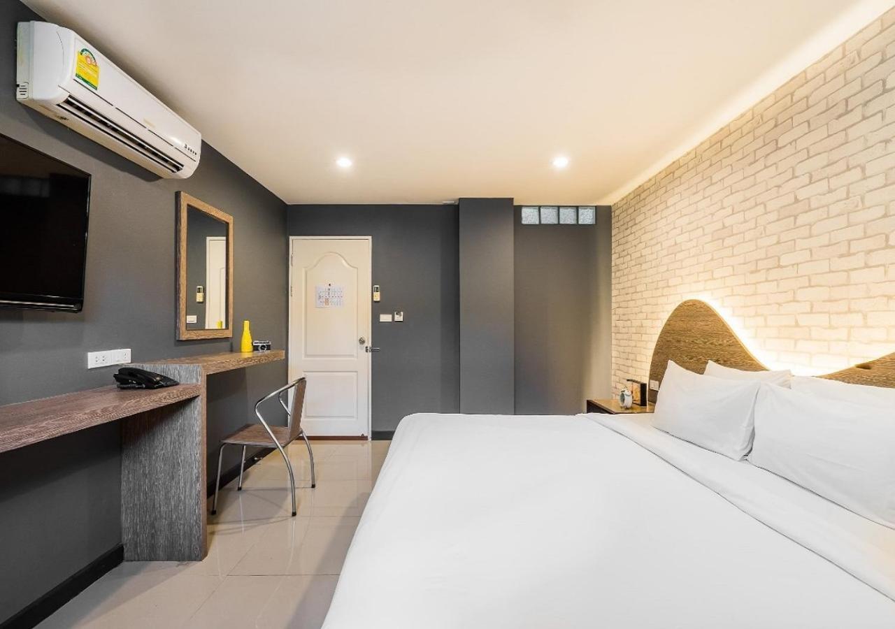 Ton Aor Place Hotel Bangkok Buitenkant foto